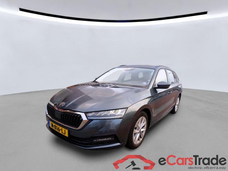 SKODA Octavia Combi 110 kW #1