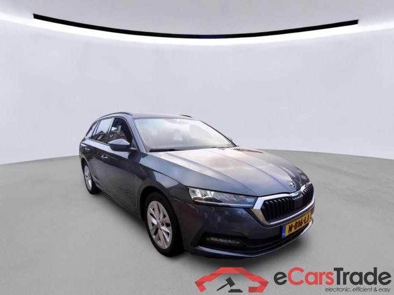 SKODA Octavia Combi 110 kW #5