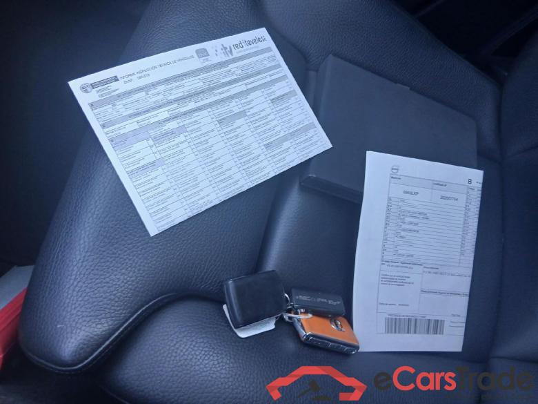 VOLVO XC60 / 2017 / 5P / todoterreno 2.0 T6 AWD Recharge Inscription Auto #5