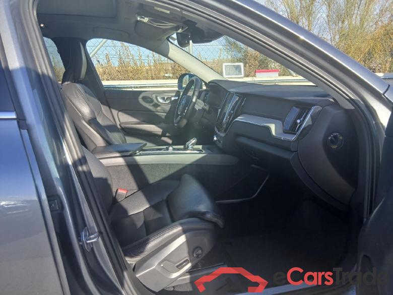 VOLVO XC60 / 2017 / 5P / todoterreno 2.0 T6 AWD Recharge Inscription Auto #6