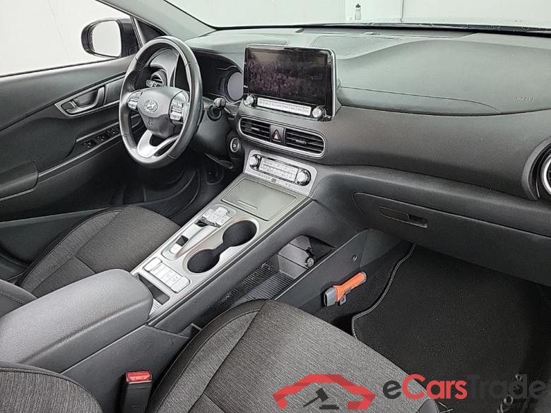 HYUNDAI Kona Comfort Smart Electric 39 kWh 5D #6