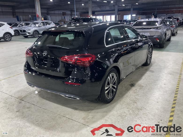 MERCEDES-BENZ A-CLASS 2.0 A 180 D BUSINESS LINE DCT #4