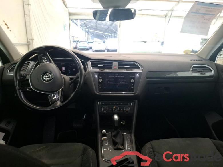 VOLKSWAGEN Tiguan Allspace / 2017 / 5P / SUV 2.0 TDI 150 DSG7 Carat #5