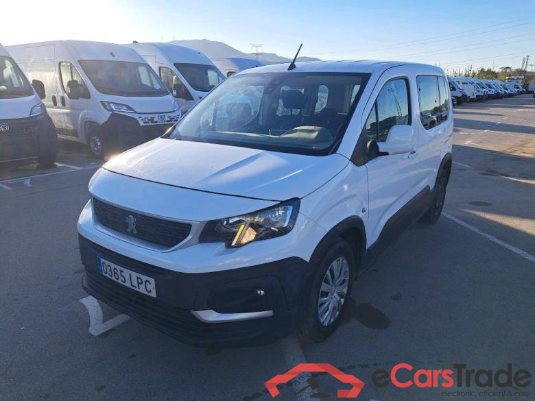 PEUGEOT Rifter / 2018 / 4P / combi Active Standard BlueHDi 73kW (IND)