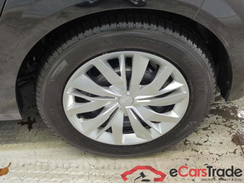 PEUGEOT 208 1.2 PureTech Active #4