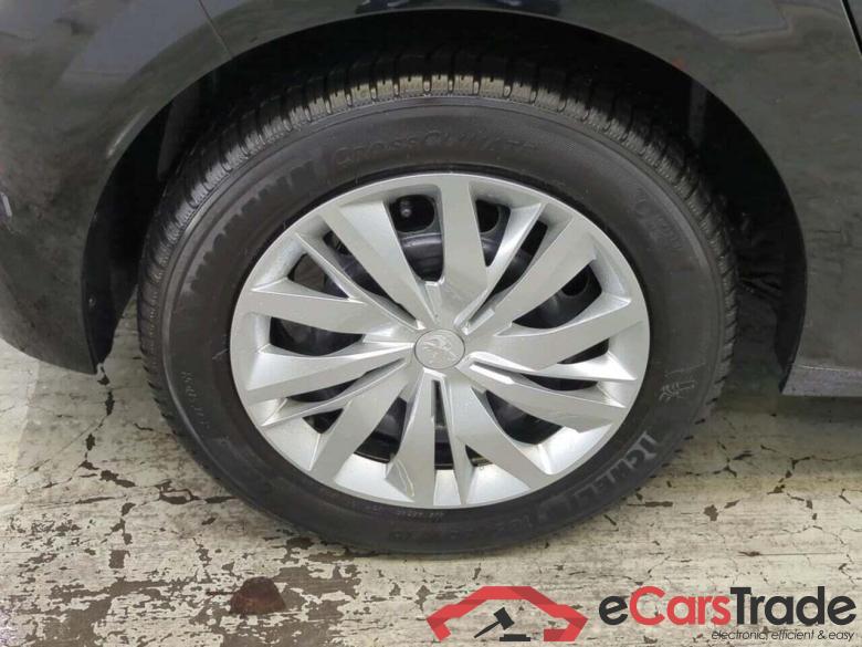PEUGEOT 208 1.2 PureTech Active #5