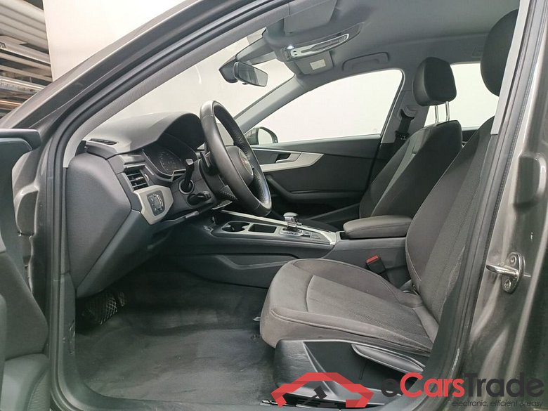 Audi A4 Avant 2.0 30 TDi 100kW S tronic Business Ed 5d #3