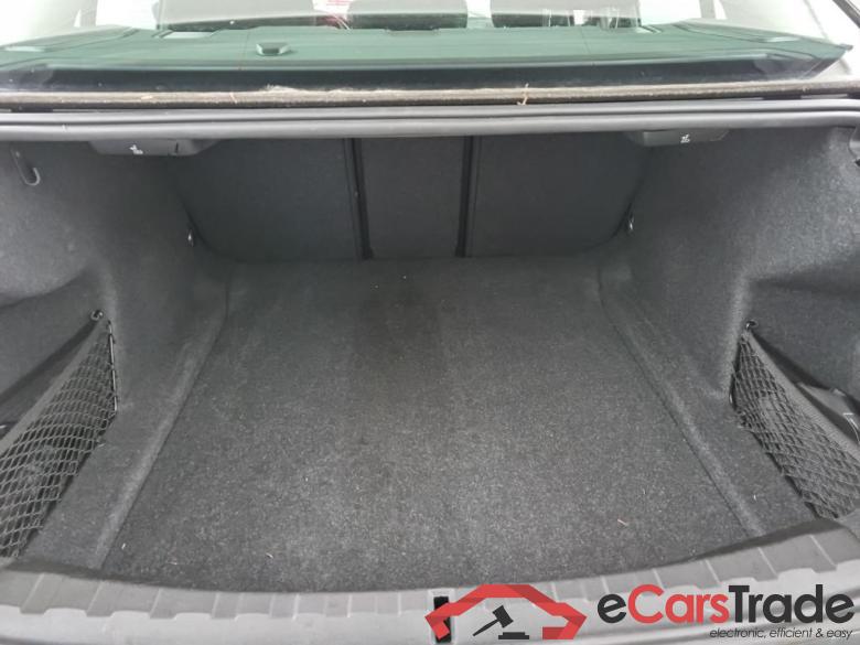 BMW 3 Serie Sedan 330iA 4D 190kW #5