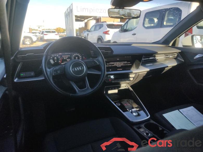 AUDI A3 / 2020 / 5P / berlina con portón Sportback 30 TFSI 81kW (110CV) S tronic #3