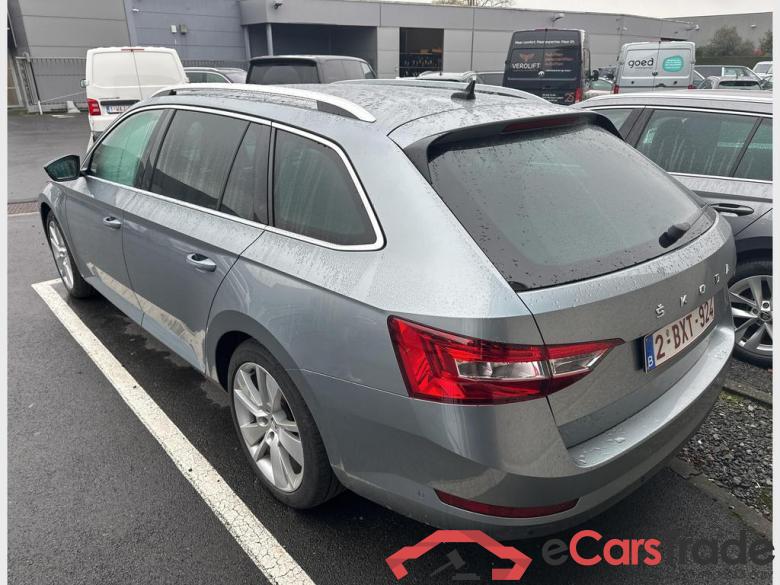 SKODA Superb Combi PHEV Superb Wagon Style 1,4 TSI iV 115 kW 6-speed automat. #2