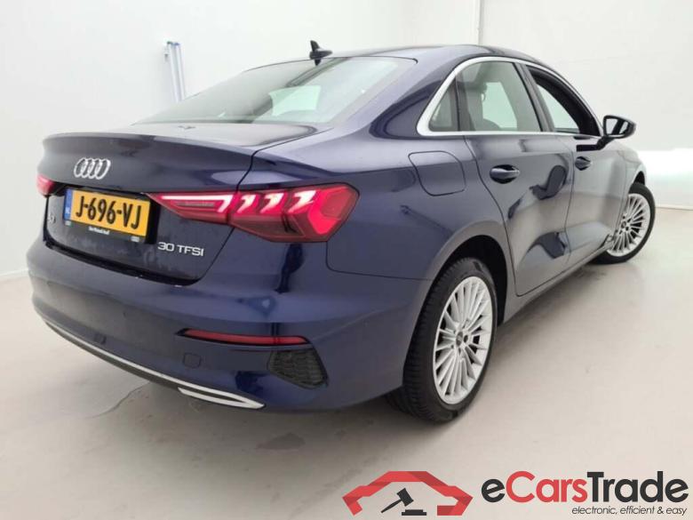 AUDI A3 Limousine 30 TFSI Business Edition #2