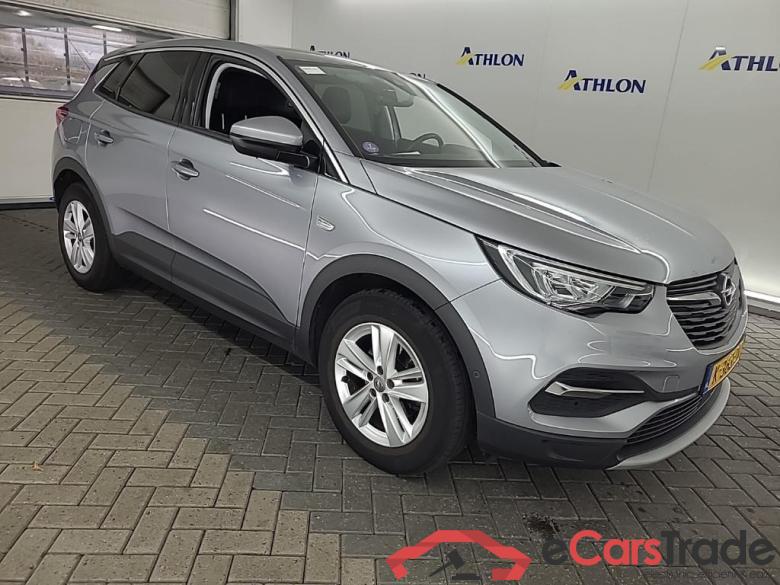 OPEL Grandland X 1.2 Turbo S&S 96kW Bus. Executive 5D #2