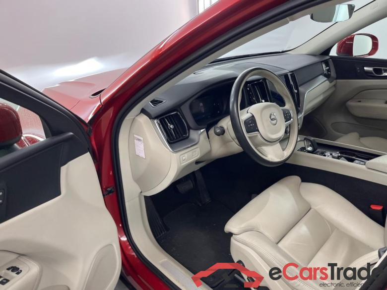 VOLVO XC60 2.0b4 mhev momentum Business 155kW geartronic aut #5