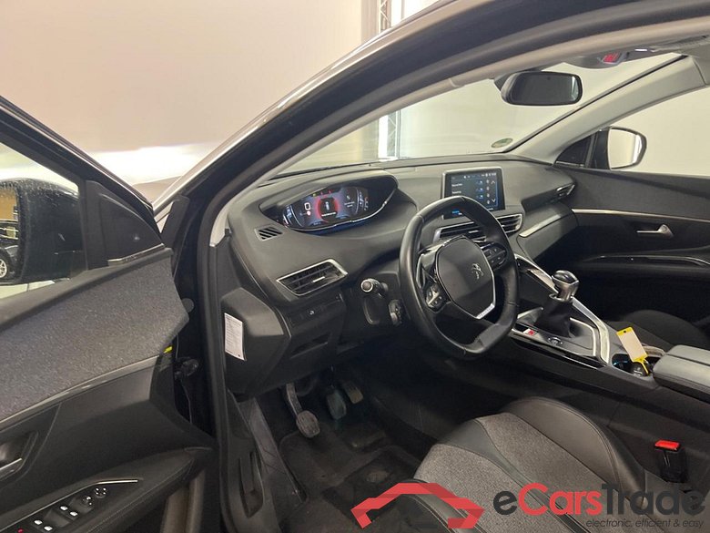 PEUGEOT 3008 1.2 pure tech bluelease premium 96kW  #5