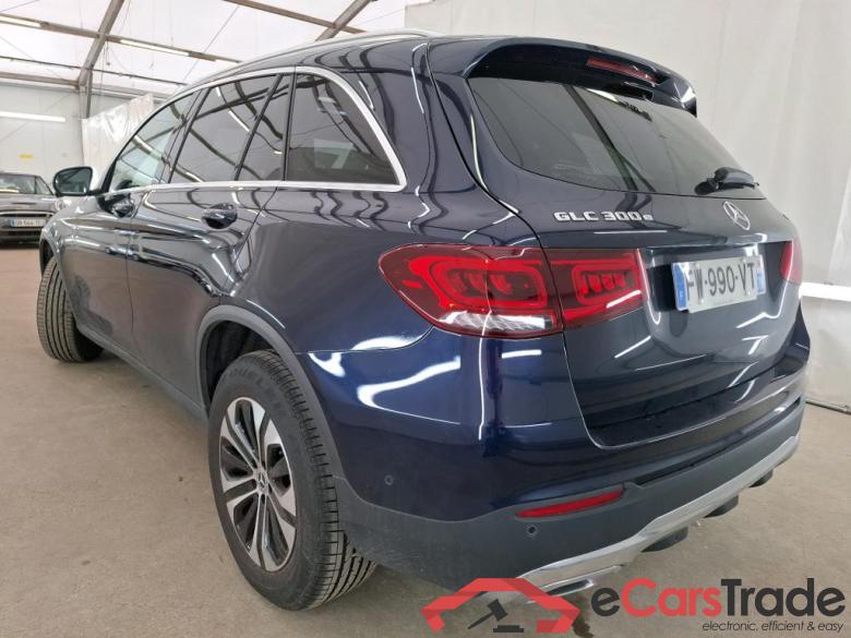 MERCEDES-BENZ GLC / 2019 / 5P / SUV GLC 300 e Business Line 4Matic #2