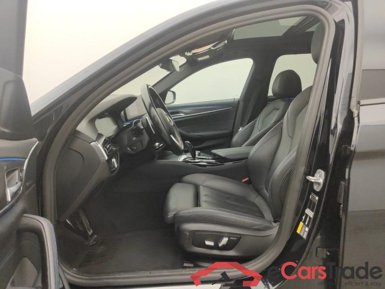 BMW 5 TOURING - 2020 530eAS 184hp PHEV 5d #3