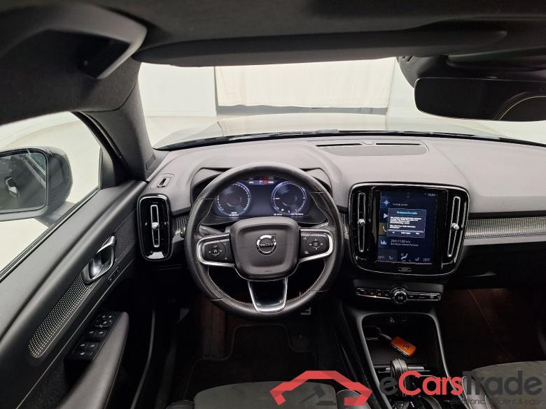 Volvo, XC40 '17, Volvo XC40 T5 Twin Engine R-Design 5d #5