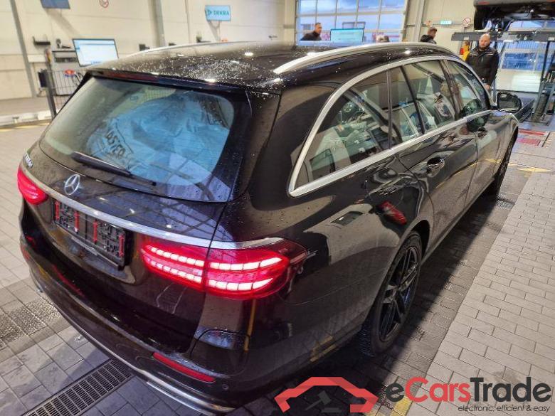 Mercedes-Benz E T-Modell (BM 213)(06.2016->) DE - Kb5 E 300 de EU6d, T de Avantgarde (EURO 6d), (Facelift) 2020 - 2023 #3