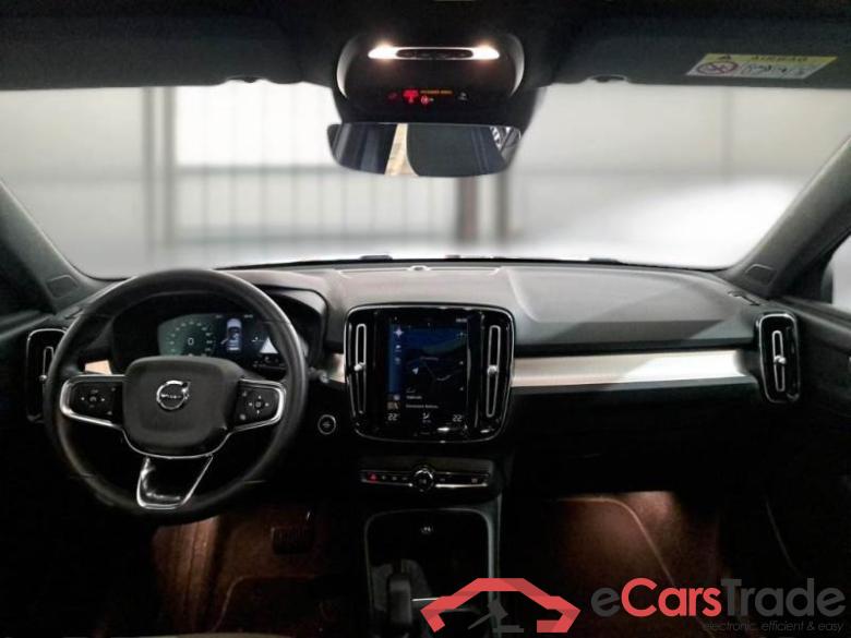 VOLVO XC40 / 2021 / 5P / SUV T5 RECHARGE PLUG-IN AUTO CORE #3
