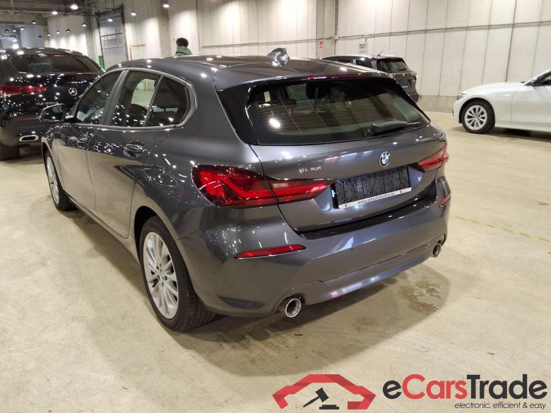 BMW 1 HATCH DIESEL - 2019 118 dA AdBlue #2