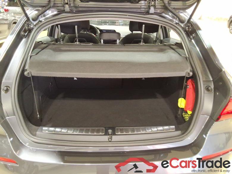 BMW 1 HATCH DIESEL - 2019 118 dA AdBlue #3