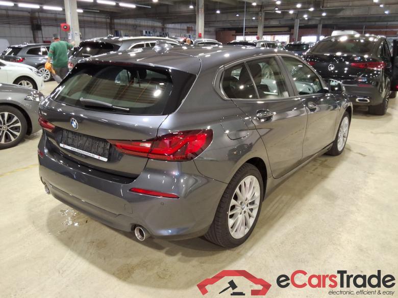 BMW 1 HATCH DIESEL - 2019 118 dA AdBlue #4