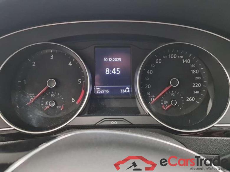 VOLKSWAGEN Passat Variant 1.6 TDI Connected S. #5