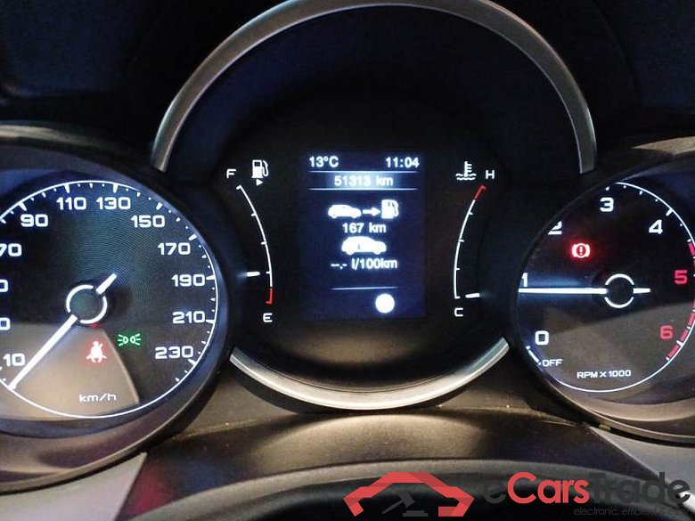 FIAT 500X / 2018 / 5P / CROSSOVER 1.3 MJET 95CV E6D CONNECT #4