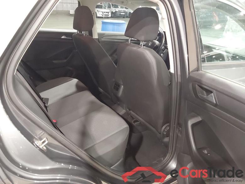 VOLKSWAGEN T-ROC 1.5 TSI ACT OPF DSG #5