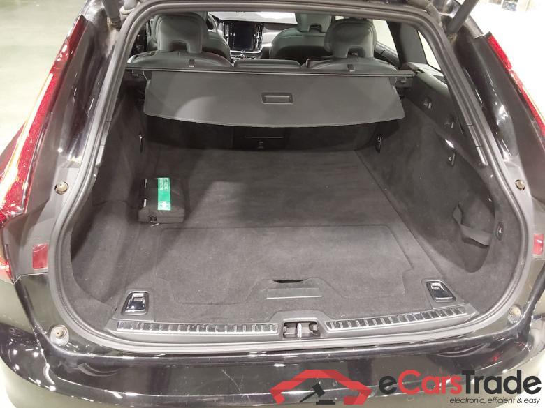 VOLVO V90 2.0 T8 RECHARGE GEARTRONIC INSCRIPTION #3