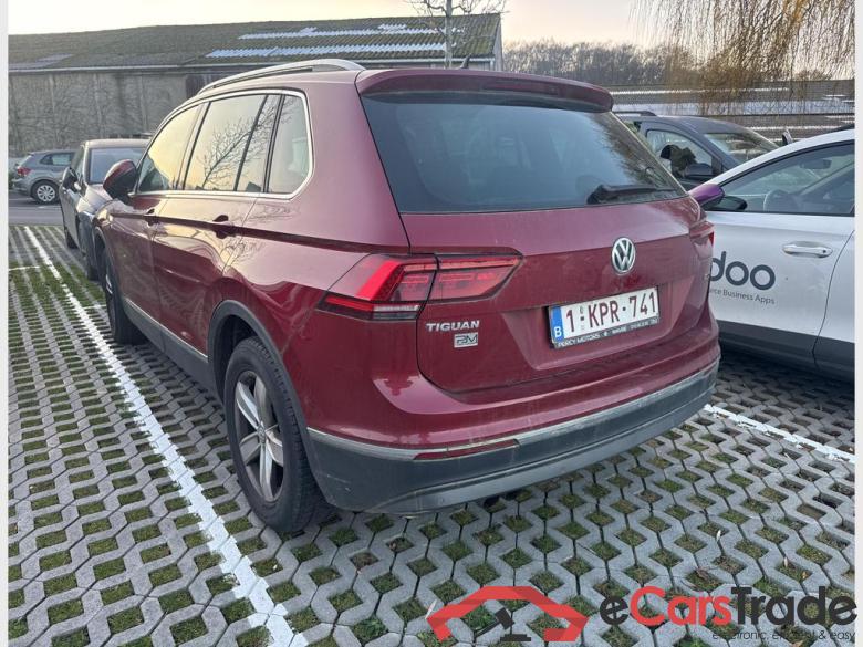 VOLKSWAGEN Tiguan 1.4 TSI 4MOTION 110 kW (150 ch) 6 vitesses DSG #1