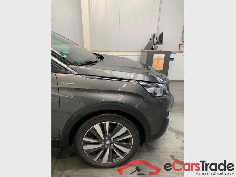 PEUGEOT 3008 1.2 PureTech GT Line #4