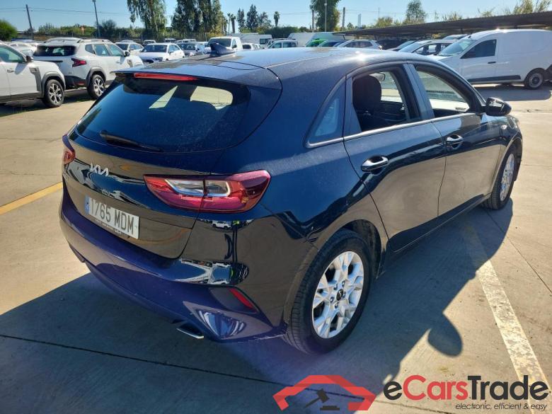 KIA Ceed / 2021 / 5P / berlina con portón 1.0 T-GDi 74kW (100CV) Concept #2
