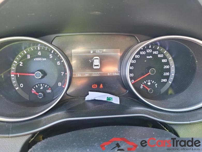 KIA Ceed / 2021 / 5P / berlina con portón 1.0 T-GDi 74kW (100CV) Concept #4