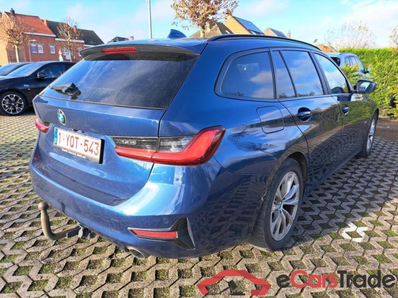 BMW - BMW 3 TOURING 318dA 150PK Advantage Pack Business Plus With Heated Venrasca Sport Seats & Travel & Towing Hook #2
