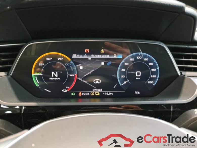 AUDI E-TRON / 2019 / 5P / SUV 55 QUATTRO EVOLUTION #4