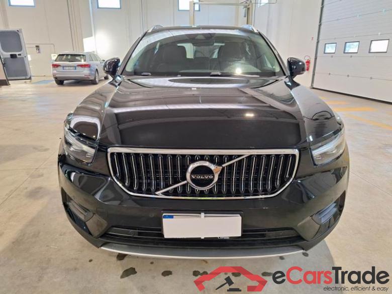VOLVO XC40 / 2017 / 5P / SUV T4 PLUG-IN HYBRID AUTO RECHARGE INSCR. #6