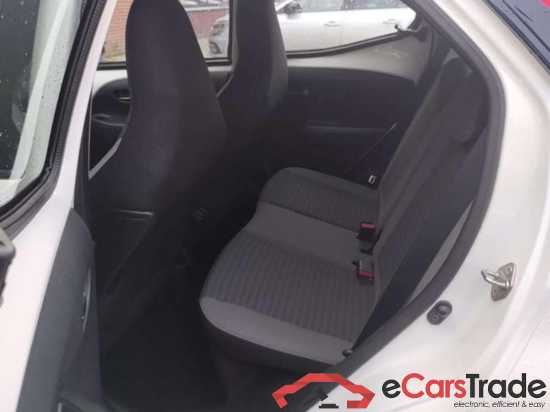 TOYOTA Aygo 1.0 VVT-i x-play #5