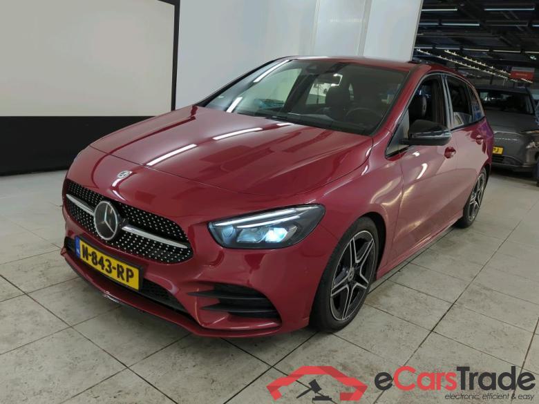Mercedes-Benz B-Klasse B 180 7G-DCT Business Solution AMG 5d #1