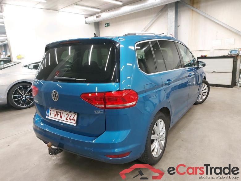 VOLKSWAGEN - VW  TOURAN TDi 115PK DSG Highline Pack Business & Two Individual Rear Seats & Winter Pack & Easy Open & App Connect & Heated Rear Seats Second Row & Power Foldable Trailer Hook #2