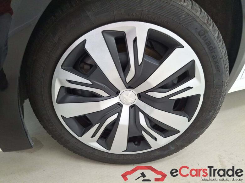 PEUGEOT E-208 EV ACTIVE 50 KWH #6