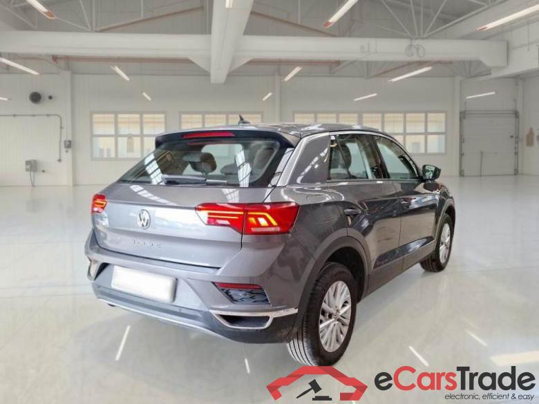 VOLKSWAGEN T-ROC / 2017 / 5P / SUV 1.6 TDI SCR BUSINESS BMT #2