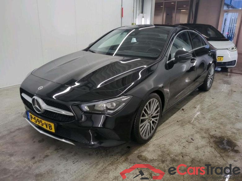 MERCEDES-BENZ CLA-klasse 200 Luxury Line