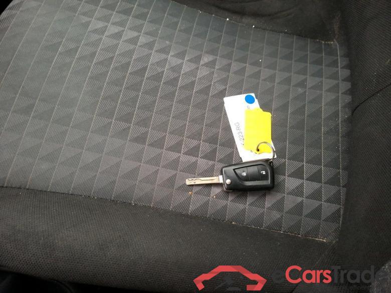 PEUGEOT 108 53 kW #5