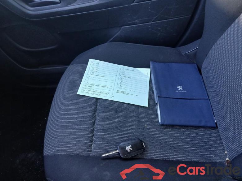 PEUGEOT Rifter / 2018 / 4P / combi Active Standard BlueHDi 73kW (IND) (CX2) #5