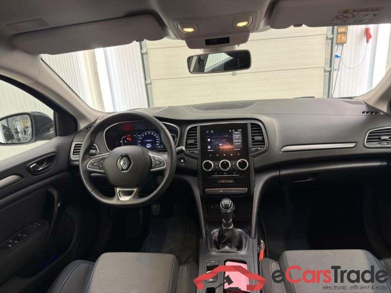 RENAULT Mégane Estate 1.3 TCe140 Equilibre #3