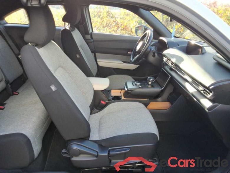 Mazda MX-30 (DR)(05.2020->) DE - SUV5 e-SKYACTIV, 2020 - 2022 #3