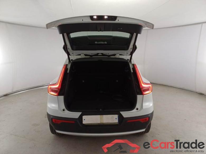 VOLVO XC40 / 2021 / 5P / SUV T4 RECHARGE PLUG-IN AUTO CORE #5