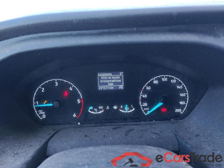 FORD Transit / 2013 / 4P / furgón 350 96kW L3H2 Van Trend FWD MHEV #4