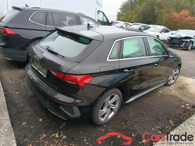 Audi A3 Sportback 1.0 30 TFSi 81kW S tron. S Line Bus. Ed. 5d !! damaged car !! #2